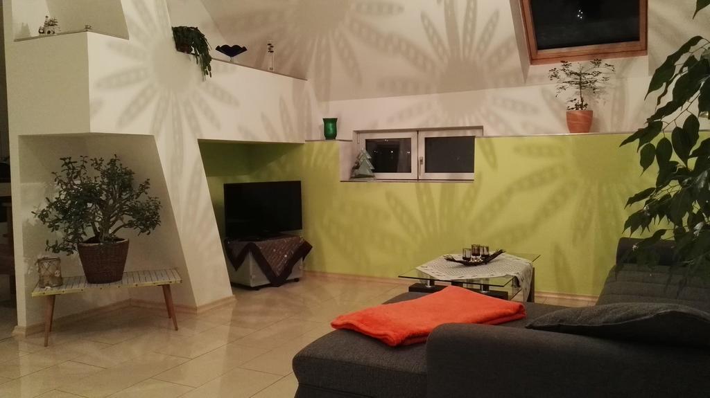 Feriendomizil-Roger-Wohnung-2 Leipzig Dış mekan fotoğraf